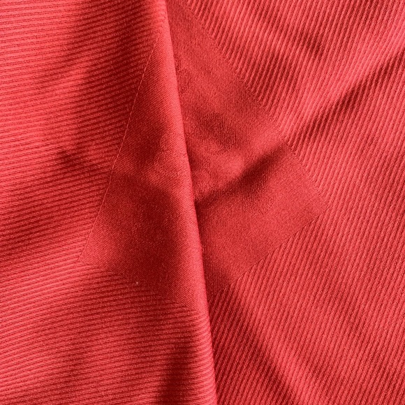 NWT Authentic Gucci Silk Wool Blend Large Square Scarf Shawl Maroon Red - Picture 4 of 7